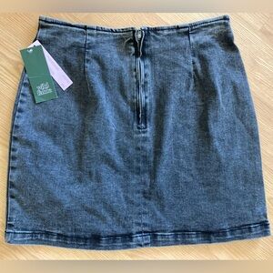 NWT Wild Fable Black Denim Mini Skirt with front zipper 4 S Small